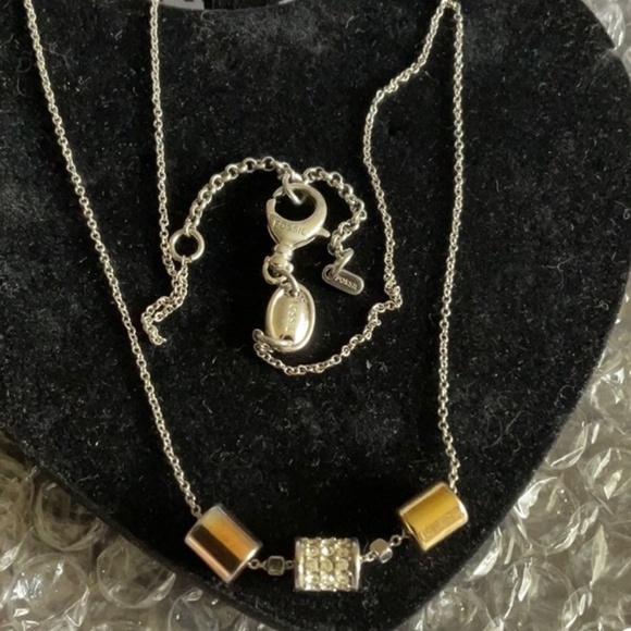 COPY - Fossil two tone necklace - Picture 1 of 4
